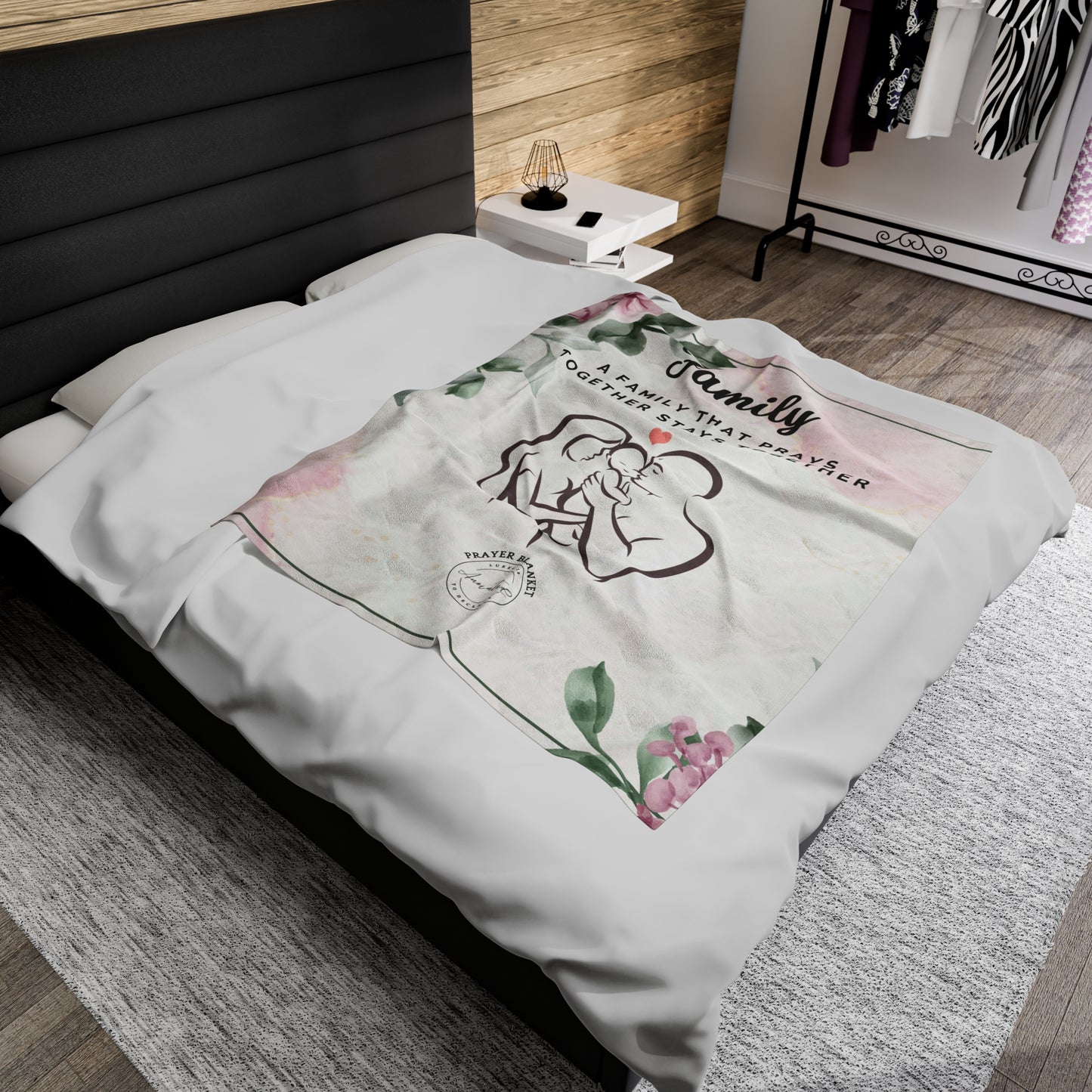A FAMILY THAT PRAYS 1 -Velveteen Plush Blanket